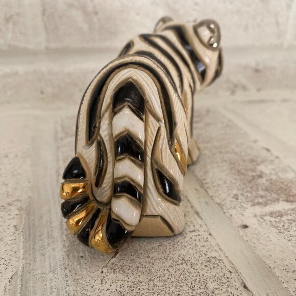 White Tiger - De Rosa Collection #773 - Hand Carved and Painted Ceramic Figurine - Picture 5 of 10